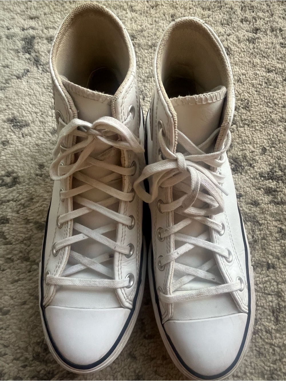 Converse Women’s Chuck Taylor All Star Leather Platform White